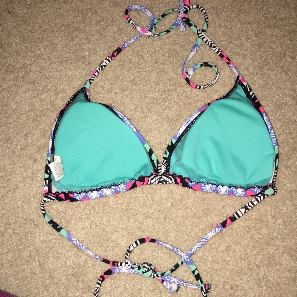 Colorful pattern bikini top - Picture 2 of 3